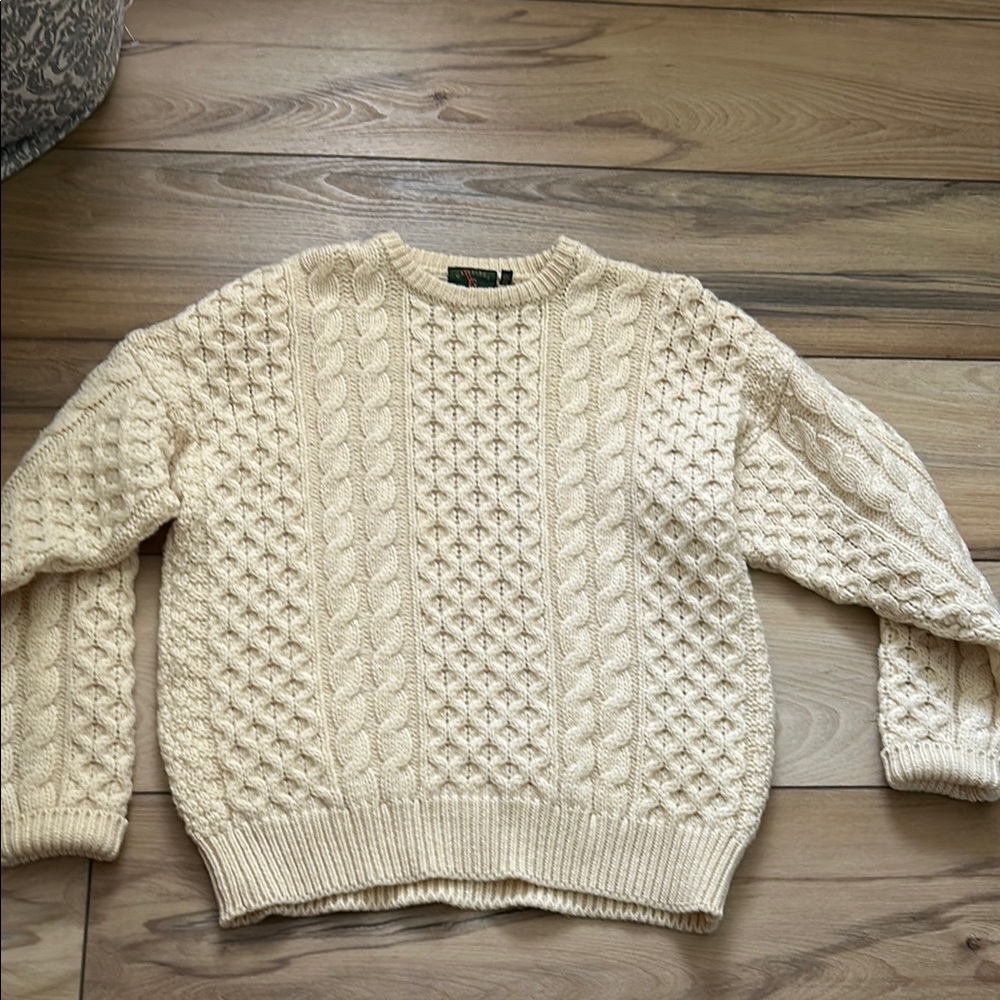 Gaeltarra 100% Wool Knit Sweater